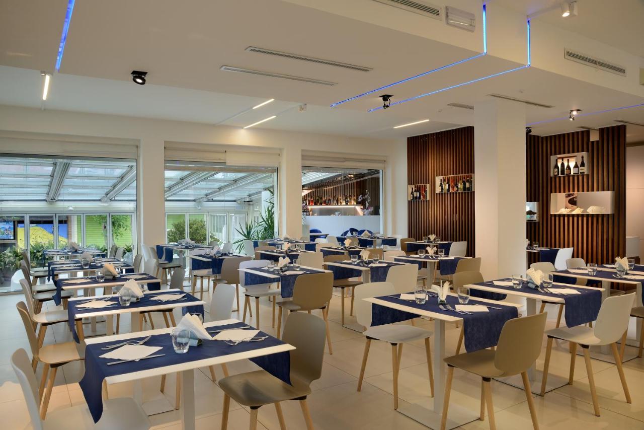 Hotel Romagna Cattolica Esterno foto