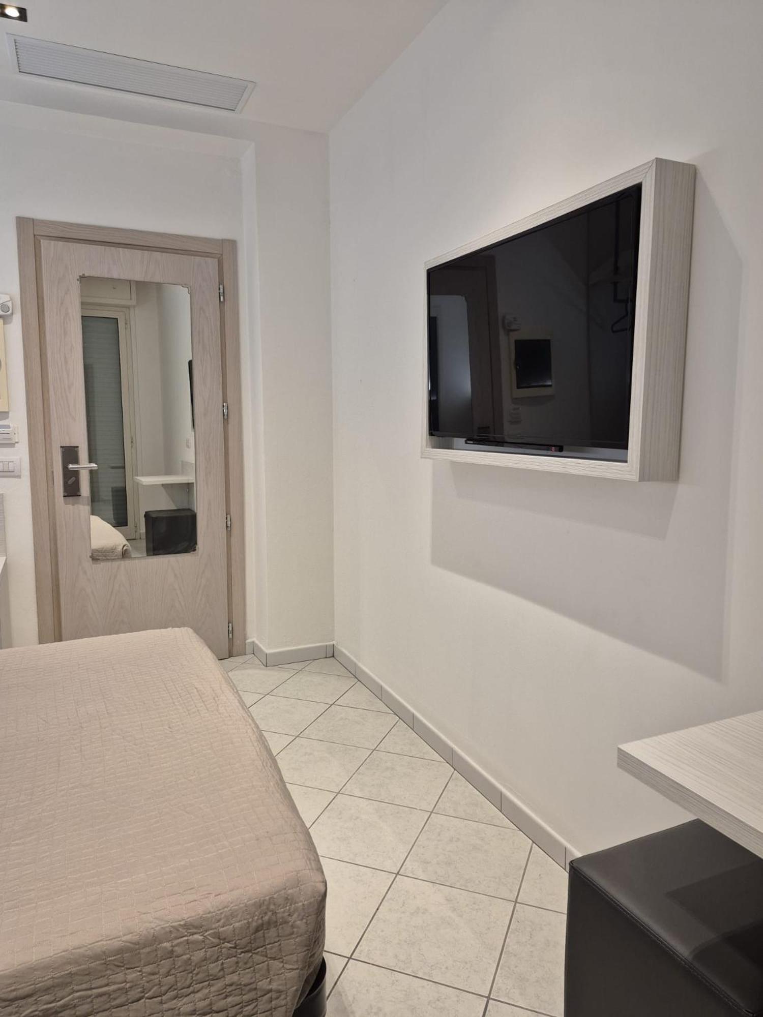 Hotel Romagna Cattolica Esterno foto