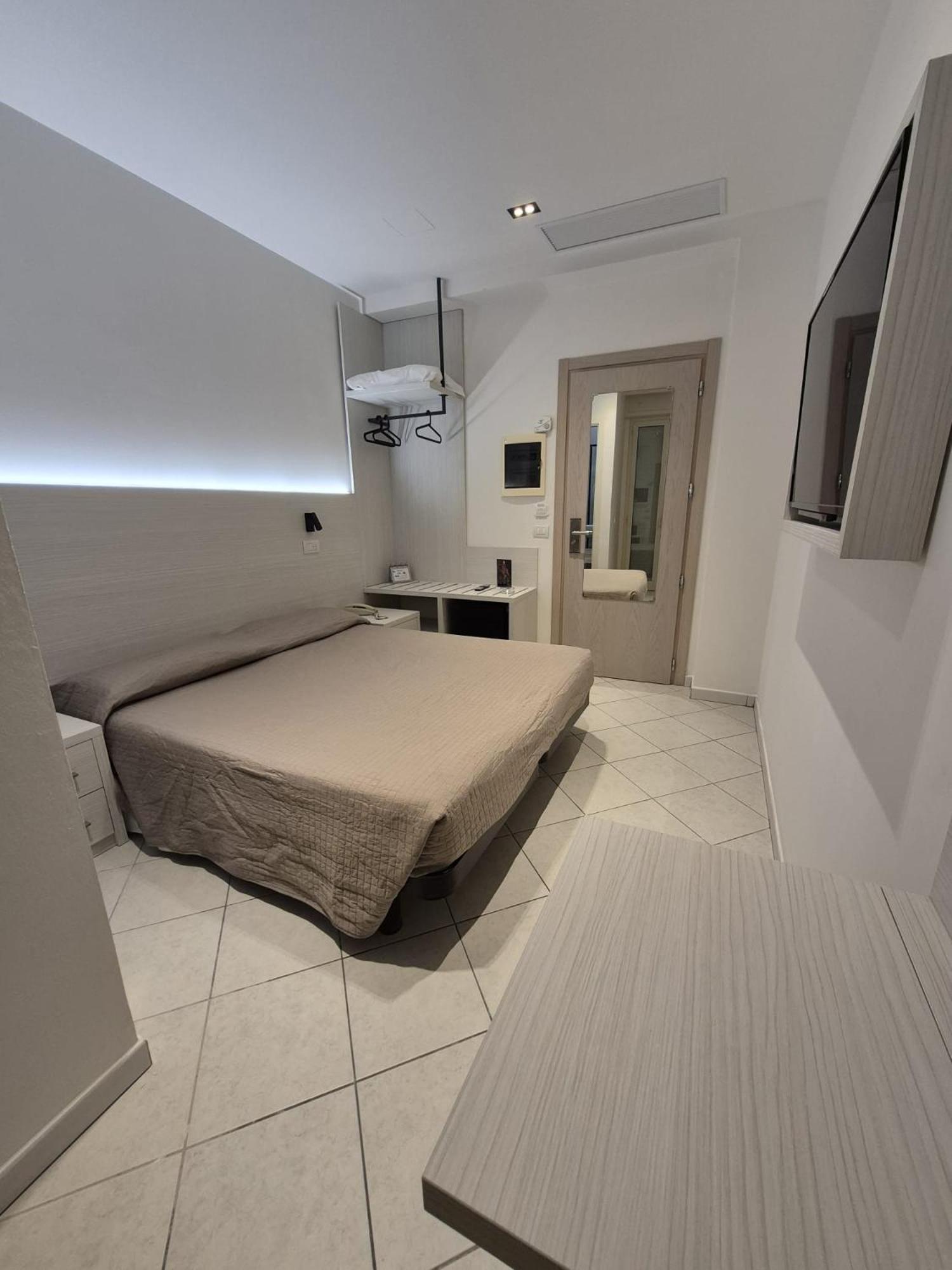 Hotel Romagna Cattolica Esterno foto