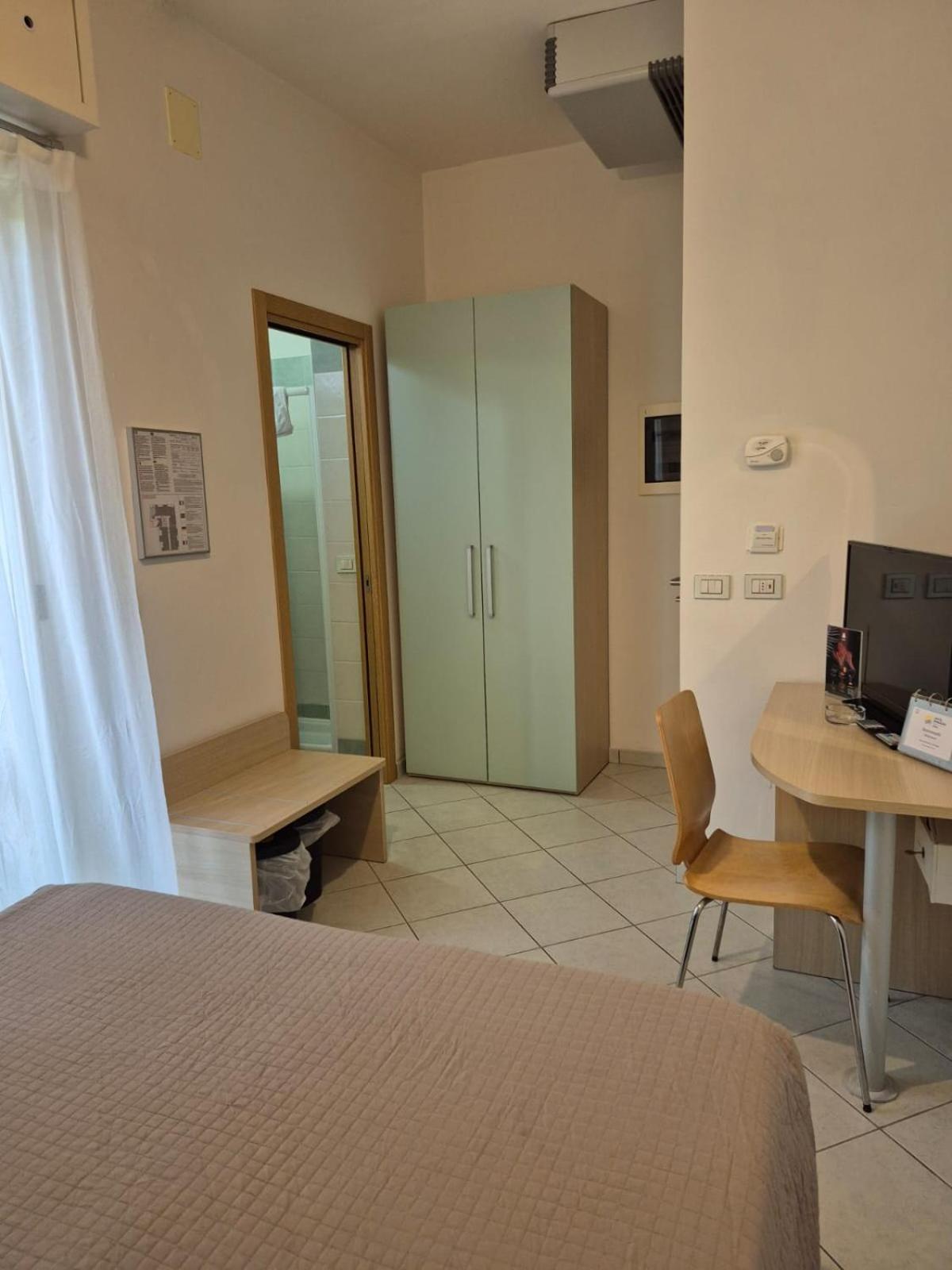 Hotel Romagna Cattolica Esterno foto