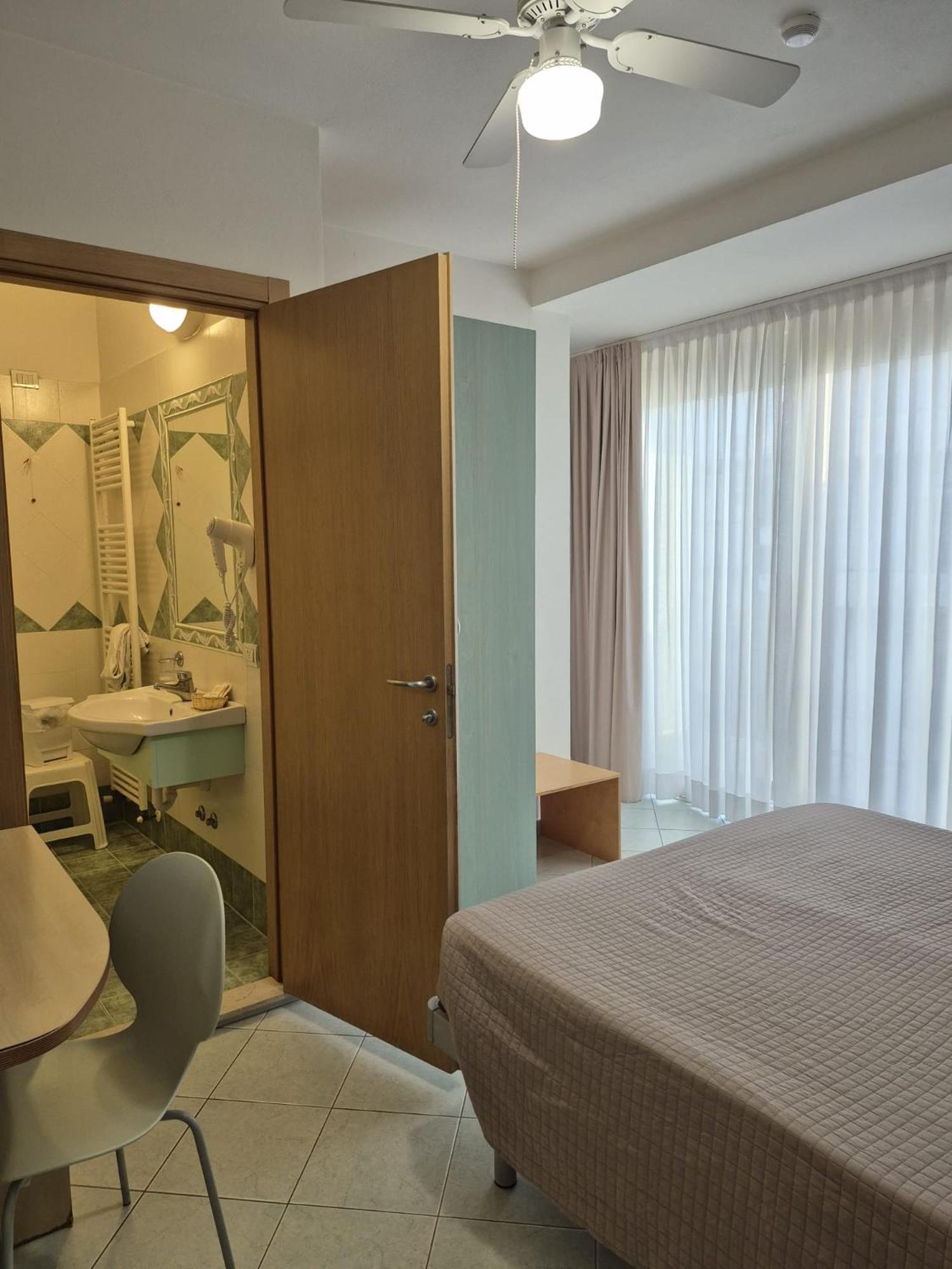 Hotel Romagna Cattolica Esterno foto