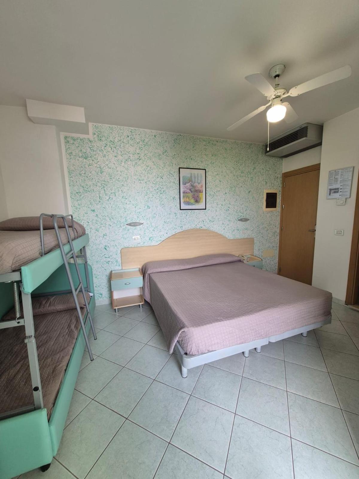 Hotel Romagna Cattolica Esterno foto